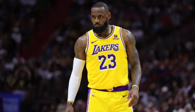 LeBron’s Historic Night (Once Again) Not Enough in Lakers Loss to Pistons